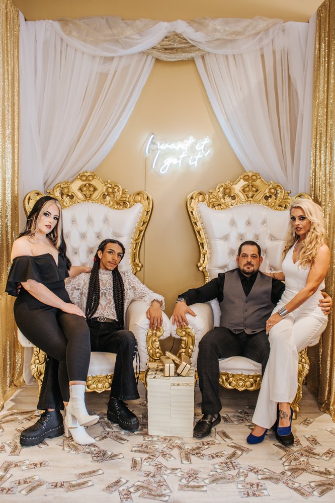 The Illusion Selfie Studio & VRcade - wedding in Lexington, KY