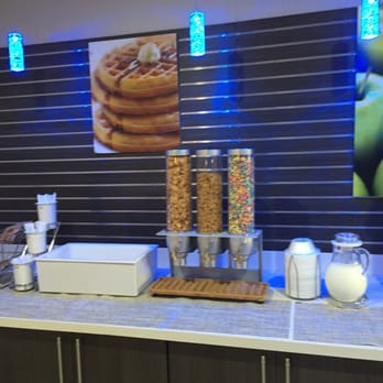 La Quinta by Wyndham Enid - Breakfast - Hotels Near Me - Enid, Oklahoma La Quinta by Wyndham Enid - Breakfast - Hotels Near Me - Enid, Oklahoma