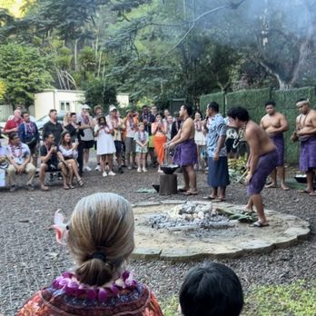 Toa Luau - Prior to the show, explaining culture and cooking methods - Cultural Center Near Me - Haleiwa, Hawaii Toa Luau - Prior to the show, explaining culture and cooking methods - Cultural Center Near Me - Haleiwa, Hawaii
