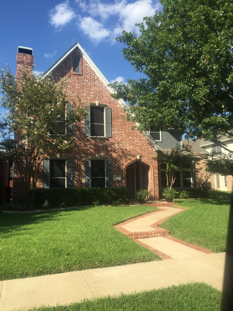 Slide of Sarris & Mackir Roofing