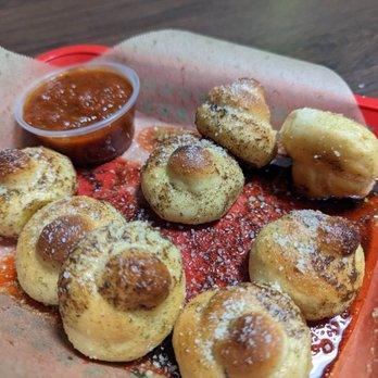 Pizzeria Tona - Garlic Knots - Pizza Near Me - Las Vegas, Nevada