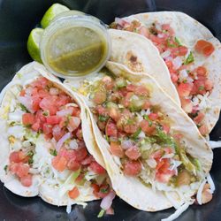 Taco Bus - Chicken tacos