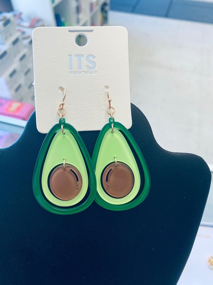 DIVINA’S BOUTIQUE Updated June 2024 32 Photos 879 Markham Ave