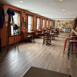 Bear Belly's Tap and Table - Seating area everything is clean and tidy