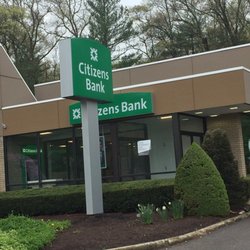 Citizens Bank - Citizens Bank of Stoughton -- 90 Sharon Street / Route 27, Stoughton           Sign & Exterior