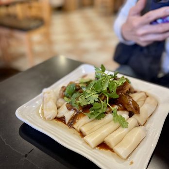 Imperial Soup 皇帝湯 - 16b. Beef Flank with Steamed Rice Noodle - Chinese Near Me - Oakland, California Imperial Soup 皇帝湯 - 16b. Beef Flank with Steamed Rice Noodle - Chinese Near Me - Oakland, California