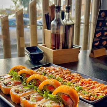 Sushi Roll - Sushi Bars Near Me - Chula Vista, California