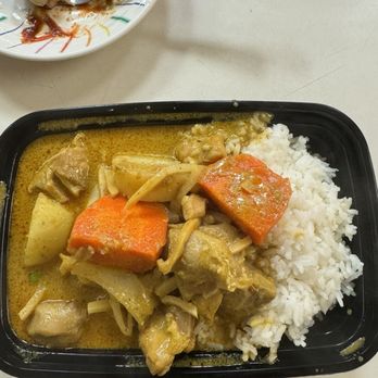 Happy Donuts - Chicken Curry - Donuts Near Me - San Francisco, California