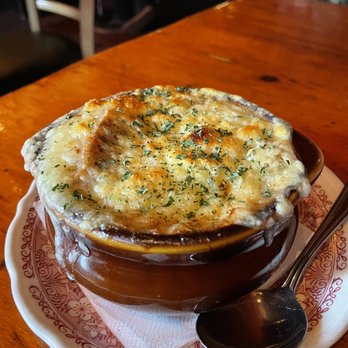 La Crêperie - a bowl of french onion soup - French Near Me - Chicago, Illinois