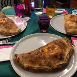 La Perla - Calzone Farcito AMAZING!!
