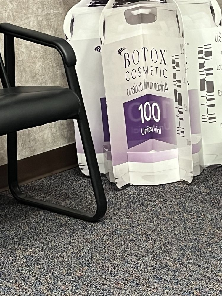 RIVERCHASE DERMATOLOGY NAPLES CENTRAL Updated September 2024 9125