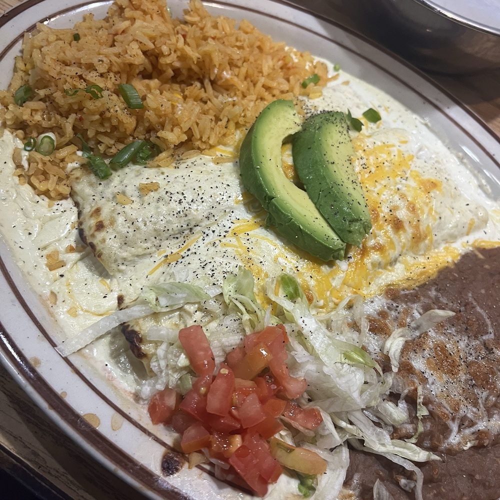 El Potro - Enchilada las Glorias - Mexican Near Me - Lee's Summit, Missouri El Potro - Enchilada las Glorias - Mexican Near Me - Lee's Summit, Missouri