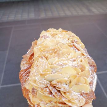 Lune Croissanterie - Bakeries Near Me - Fitzroy, VIC Lune Croissanterie - Bakeries Near Me - Fitzroy, VIC