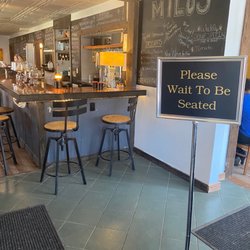 Milo's Cafe and Restaurant
