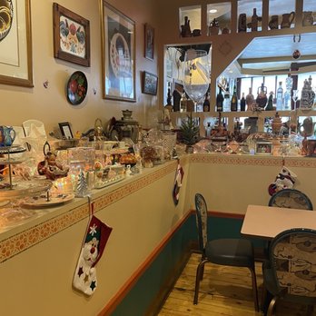 Eva's European Sweets - The cozy room we ate in - Polish Near Me - Syracuse, New York Eva's European Sweets - The cozy room we ate in - Polish Near Me - Syracuse, New York