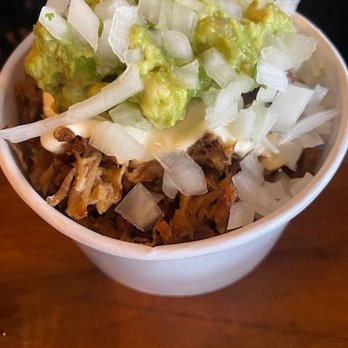 Las Almas Rotas - Burrito  bowl with guacamole and onions - Cocktail Bars Near Me - Dallas, Texas