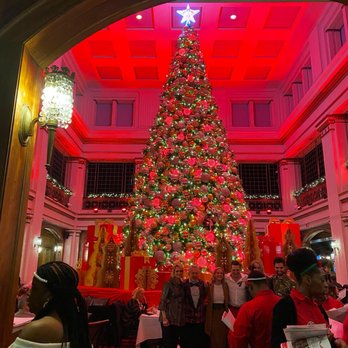 Macy's - Christmas Tree - Department Stores Near Me - Chicago, Illinois