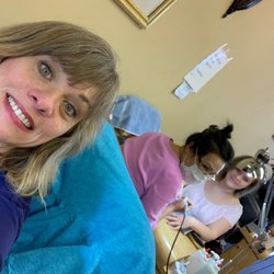 Fantastic Nails - Girl time with Emma!