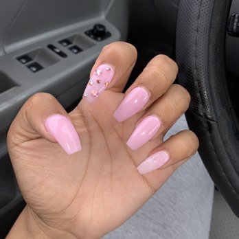 Amazing Nails - Love getting my nails done here! Vicky always does a great job on my nails, highly recommend going here! - Nail Salons Near Me - Phoenix, Arizona Amazing Nails - Love getting my nails done here! Vicky always does a great job on my nails, highly recommend going here! - Nail Salons Near Me - Phoenix, Arizona