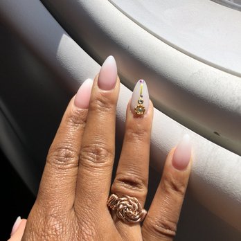 E'Shee Nails Spa - Waxing Near Me - Austin, Texas