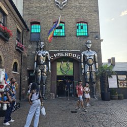 Cyberdog - Such a cool entrance