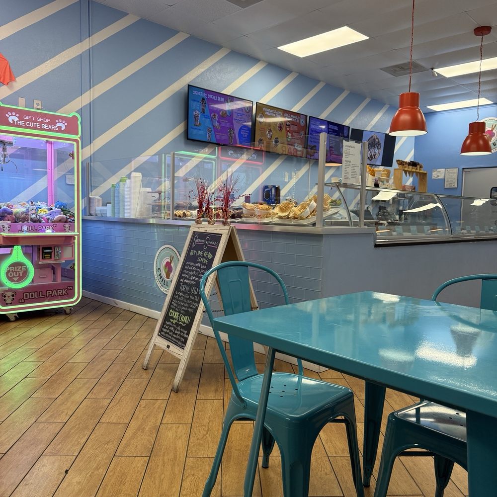 Chill Bar Ice Cream - Counter - Desserts Near Me - Temple Terrace, Florida Chill Bar Ice Cream - Counter - Desserts Near Me - Temple Terrace, Florida