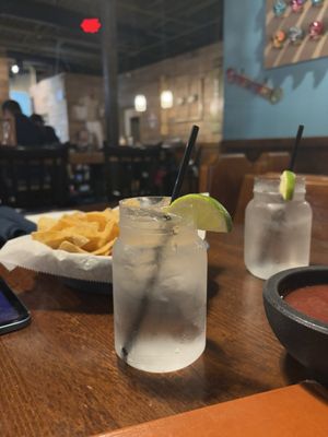 El Barrio Cantina & Tequila Bar by null
