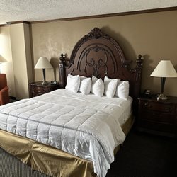 MCM Elegante Hotel & Conference Center - Bed