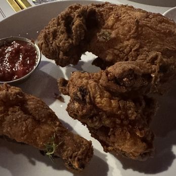 Fete - Korean fried chicken - New American Near Me - Honolulu, Hawaii