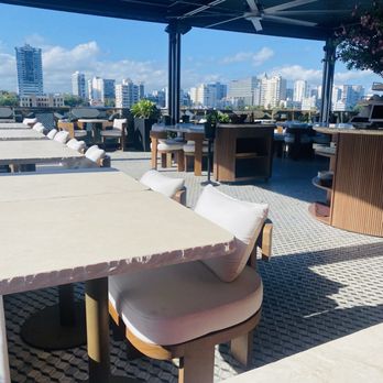 O:LV - Bar area/ restaurant - Hotels Near Me - San Juan, Puerto Rico O:LV - Bar area/ restaurant - Hotels Near Me - San Juan, Puerto Rico