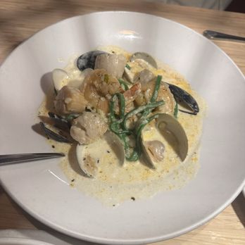 Grotto Fish Market - Seafood pasta - Seafood Near Me - Monterey, California