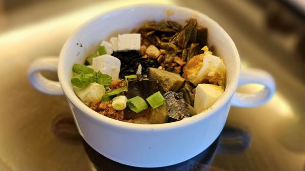 Shangri-La Mactan, Cebu by null