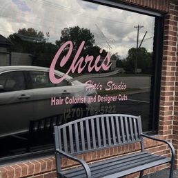Exterior outside entrance of Chris' Hair Studio - Stop by and see us! - Elizabethtown, Kentucky Exterior outside entrance of Chris' Hair Studio - Stop by and see us! - Elizabethtown, Kentucky