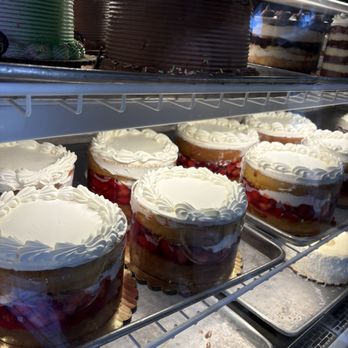 Weber’s Bakery - Strawberry Shortcake , Large Size - Bakeries Near Me - Chicago, Illinois