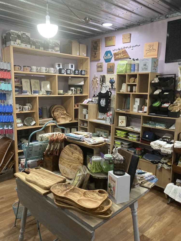 SWOON Updated October 2024 17 Photos & 11 Reviews 5422 W Vliet St