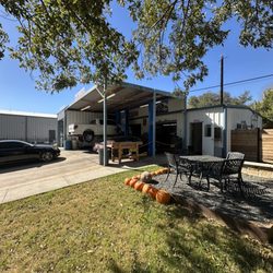 Manchaca Garage
