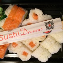 Sushi Dreams - So kam das Sushi an. Fällt fast auseinander & beißender Essiggeruch.
