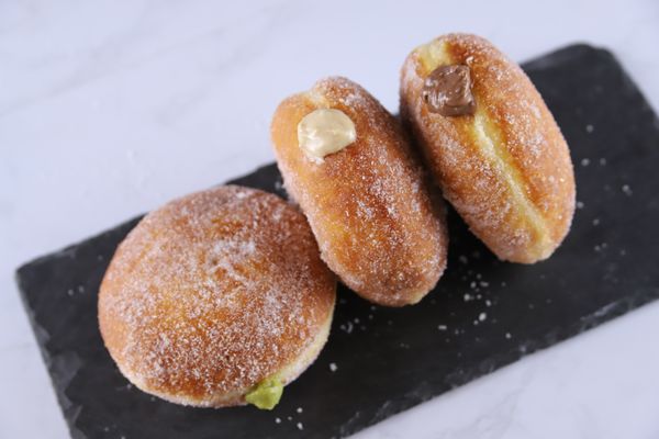 Dot & Dough by null