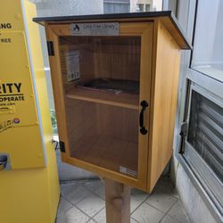 Little Free Library - Broadway Station Little Free Library, Detroit