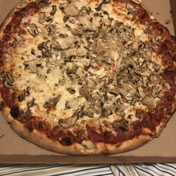 Carlucci's Pizza - Pizza Near Me - Grand Rapids, Michigan Carlucci's Pizza - Pizza Near Me - Grand Rapids, Michigan