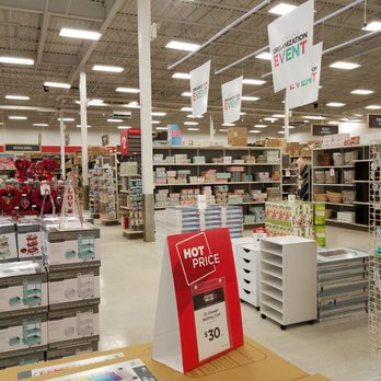 Michaels - Arts & Crafts Near Me - Naperville, Illinois