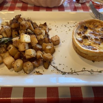 ChezCani - Quiche with home fries - Breakfast & Brunch Near Me - Melbourne, Florida ChezCani - Quiche with home fries - Breakfast & Brunch Near Me - Melbourne, Florida
