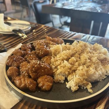 Rickshaw - Asian Fusion Near Me - Anchorage, Alaska