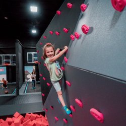 House of Air Trampoline & Ninja Park