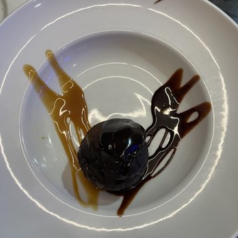 Johnny's Italian Steakhouse - WARM CHOCOLATE CAKE - Steakhouses Near Me - Columbus, Ohio