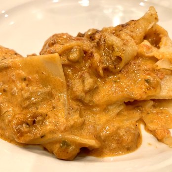 Steve's Piccola Bussola - Pappardelle principessa - Italian Near Me - Westbury, New York