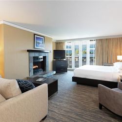 Hilton Whistler Resort & Spa - Guest room amenity