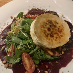 Hopfenliebe - Rote Beete mit gratiniertem Ziegenkäse