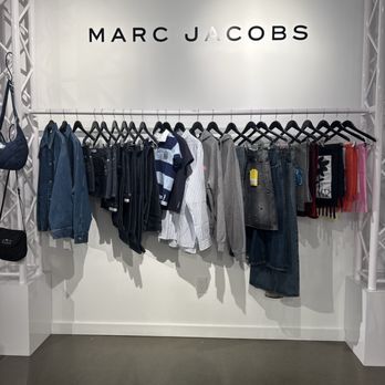 Marc Jacobs - Accessories Near Me - Livermore, California Marc Jacobs - Accessories Near Me - Livermore, California
