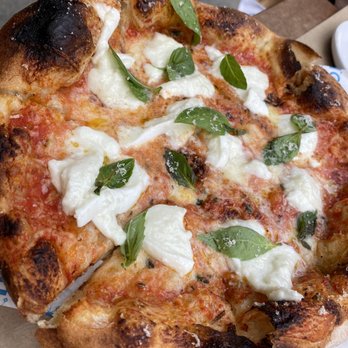 L'Amico - Italian Near Me - New York, New York L'Amico - Italian Near Me - New York, New York